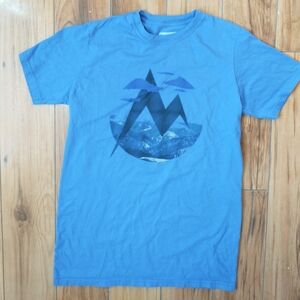 Marmot  Blue Graphic Tee Size Small